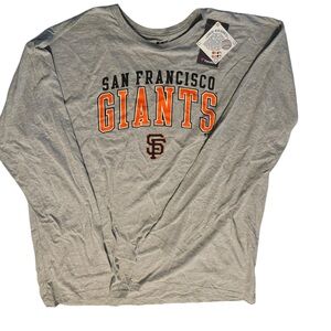 NEW Men’s SF Giants Long Sleeved Shirt